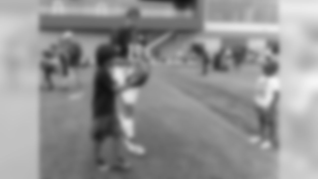 2019_0728_TrainingCamp_HelmetHike_0003