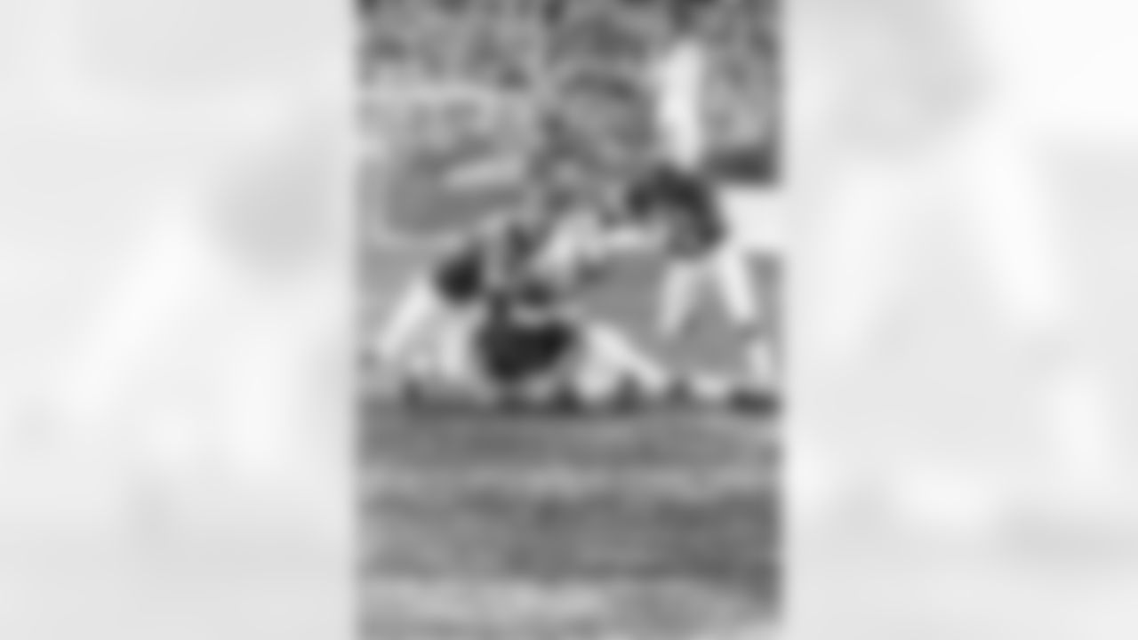 Eller, Blair Tackle Vs. Eagles 1978