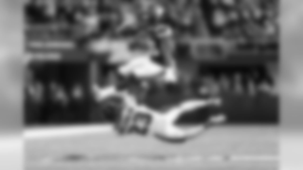 2019_1013_Eagles_Home_0439