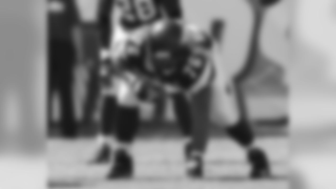 G Steve Hutchinson