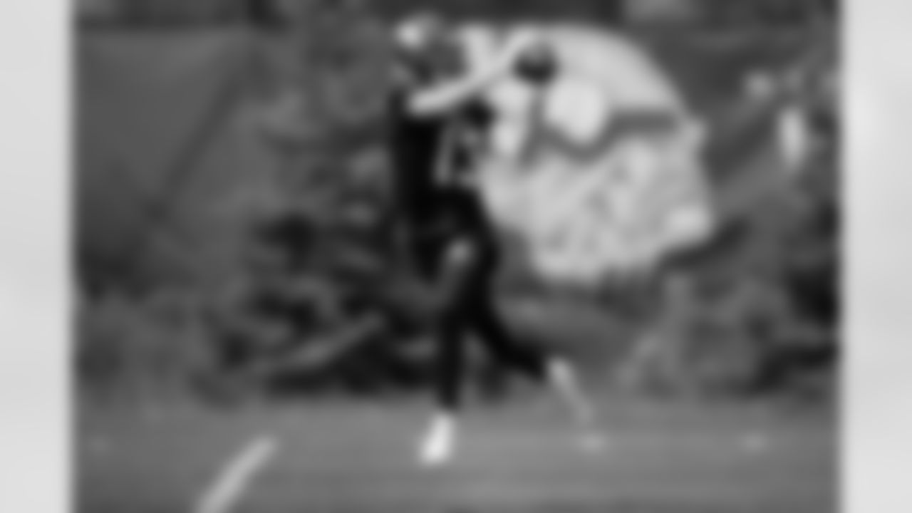 AK1_9564