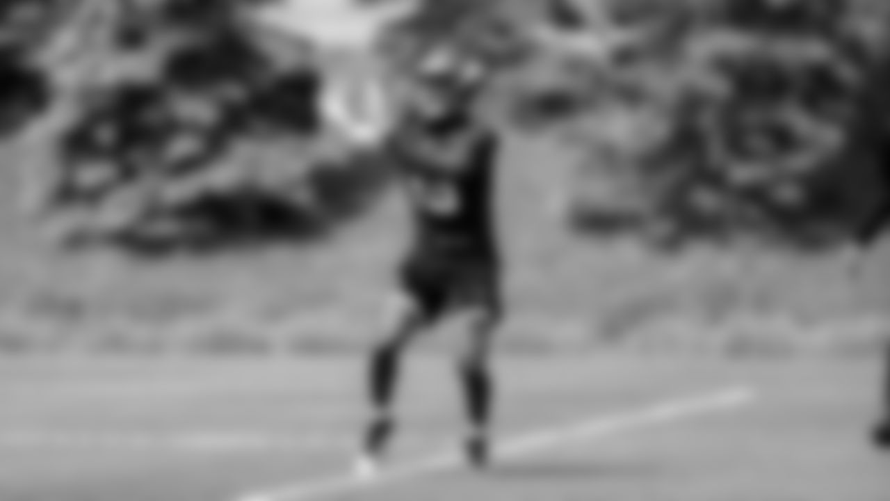 81 WR Lucky Jackson