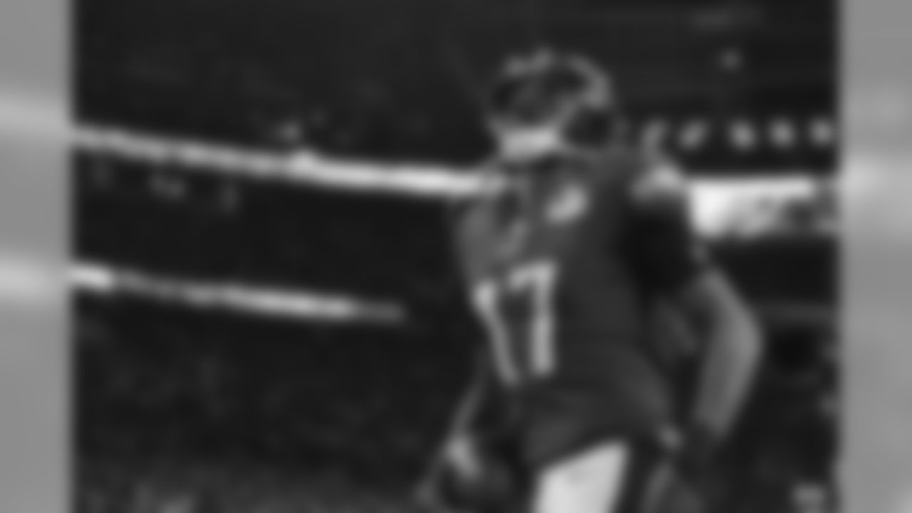 Philadelphia wide receiver Alshon Jeffrey has nine career touchdown catches in 10 total games against the Vikings.