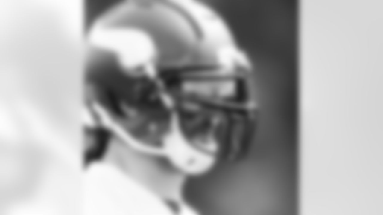 DE Brian Robison