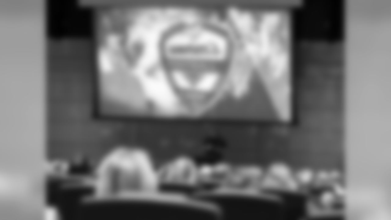 2019_0518_Event_WomensFootballCamp_0020