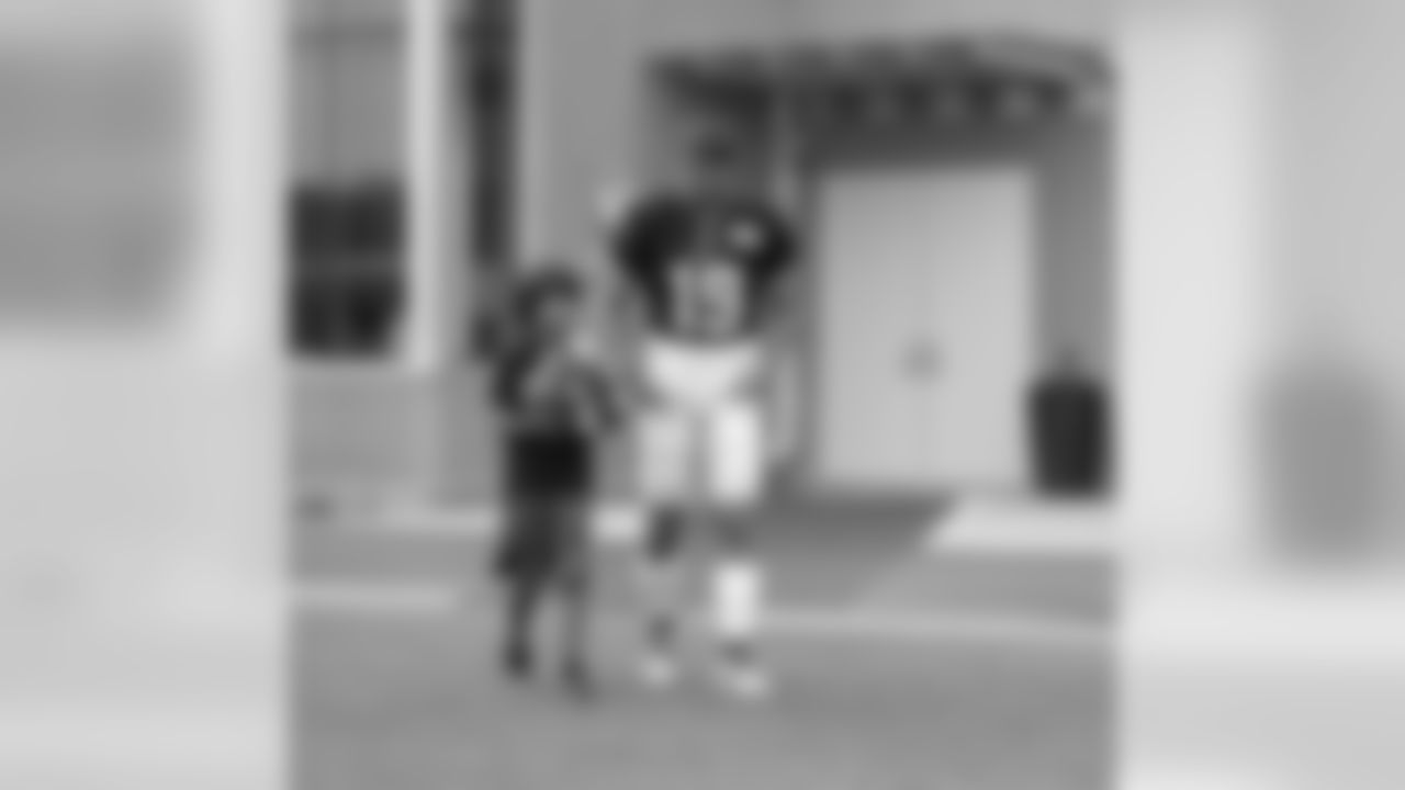 2019_0728_TrainingCamp_HelmetHike_0024