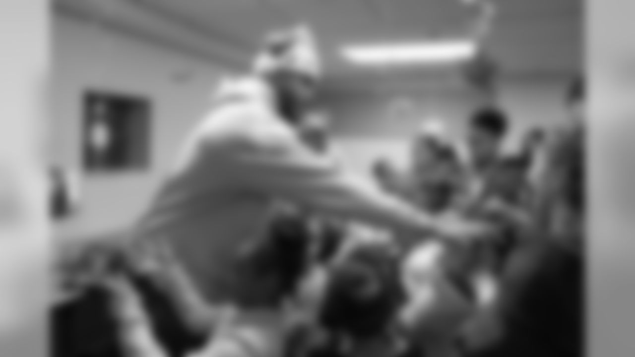 20191209_AnthonyBarrsHolidayParty_128