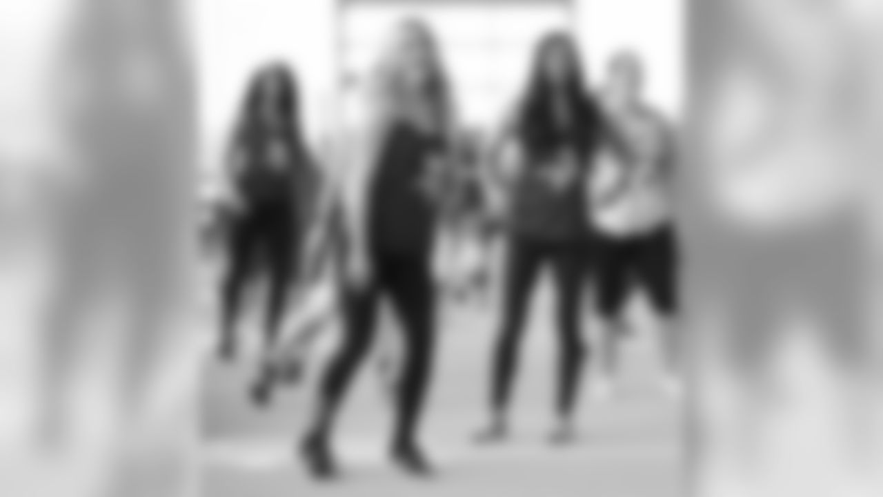 2018_0815_Event_WorkoutWednesday_Dance_0002