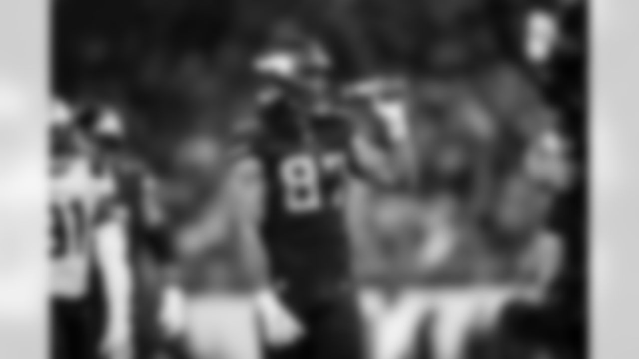 2022_1124_Vikings_Patriots_REG12_social_0102