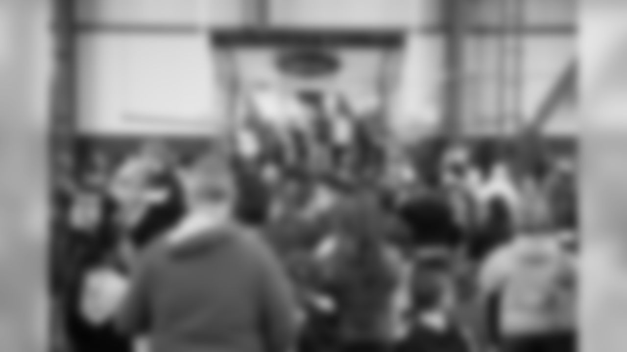 2018_1204_CR_AdoptionFunFest_0091