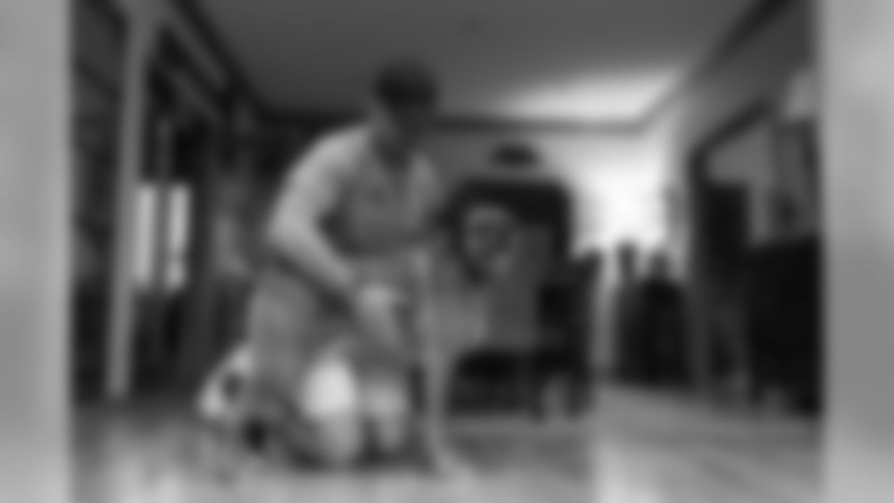 2019_0606_Photoshoot_PurplePups_0069