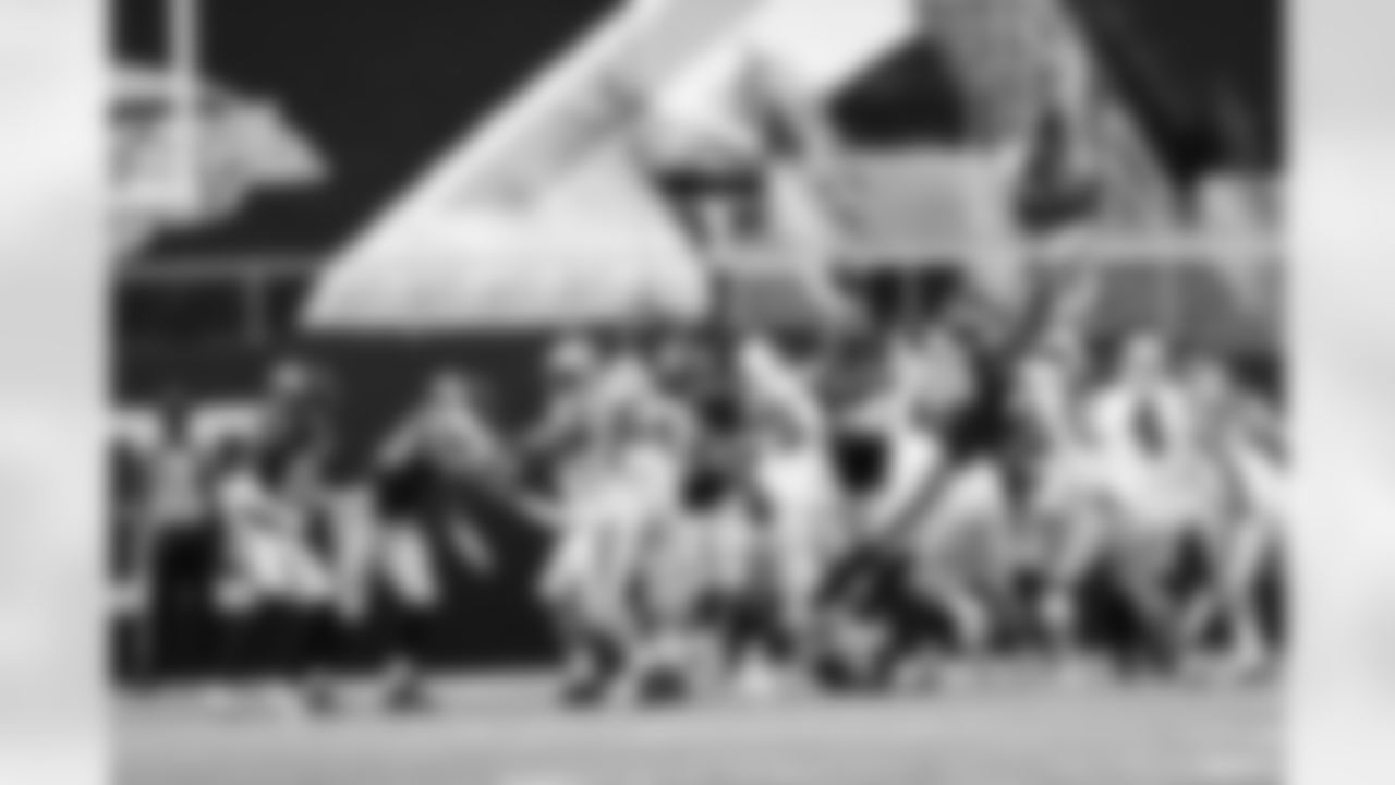 Panthers_Home-160