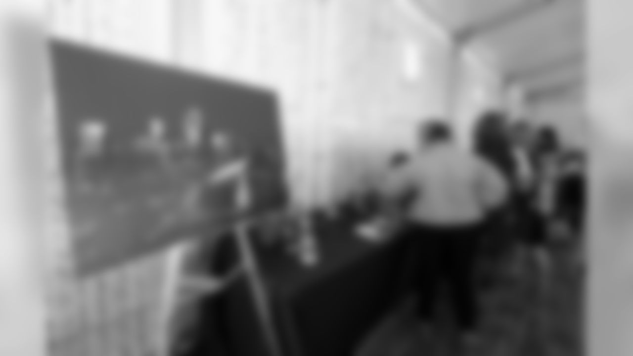 2018_0814_Event_VikingsWomenVIPTent_0008