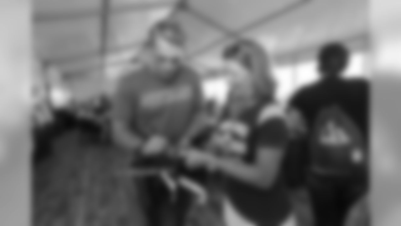 2018_0814_Event_VikingsWomenVIPTent_0036