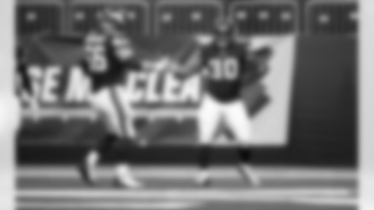 2020_1206_Jaguars_Home_0126