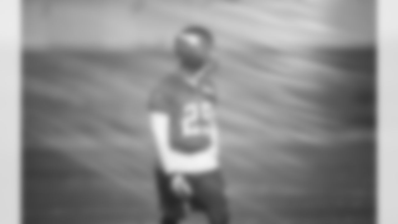 CB Xavier Rhodes