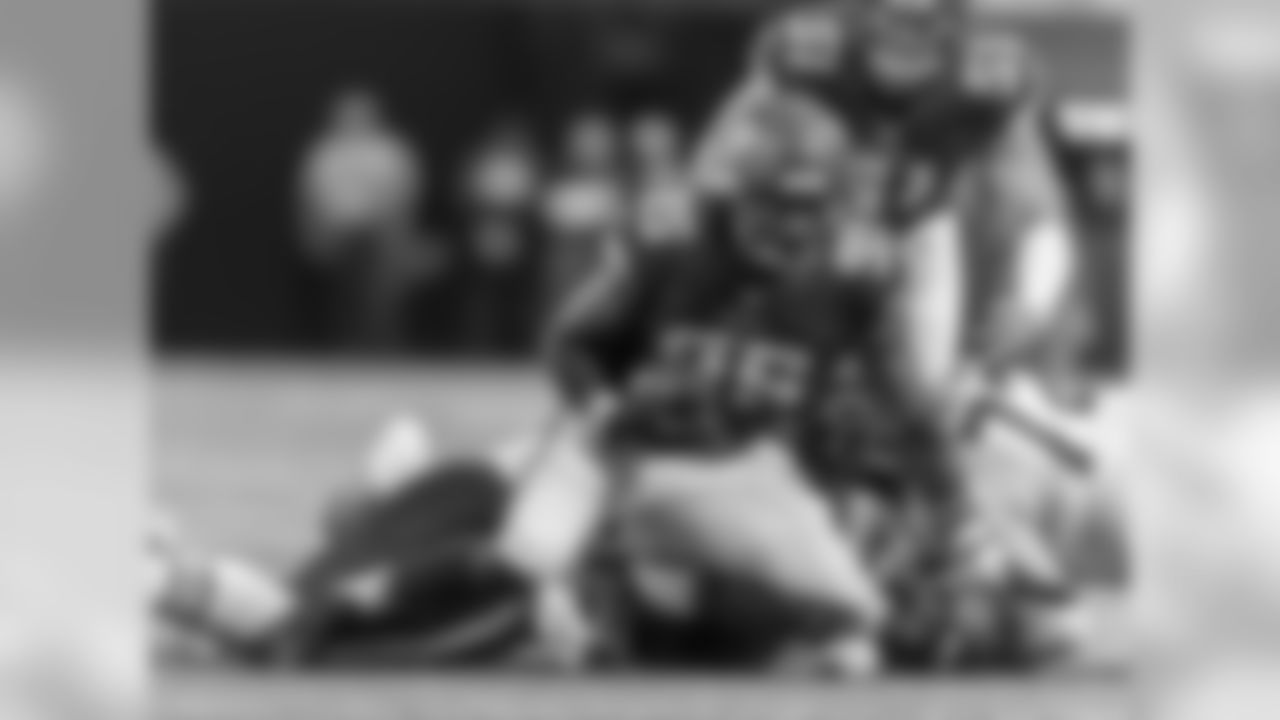 95 DE Ifeadi Odenigbo
