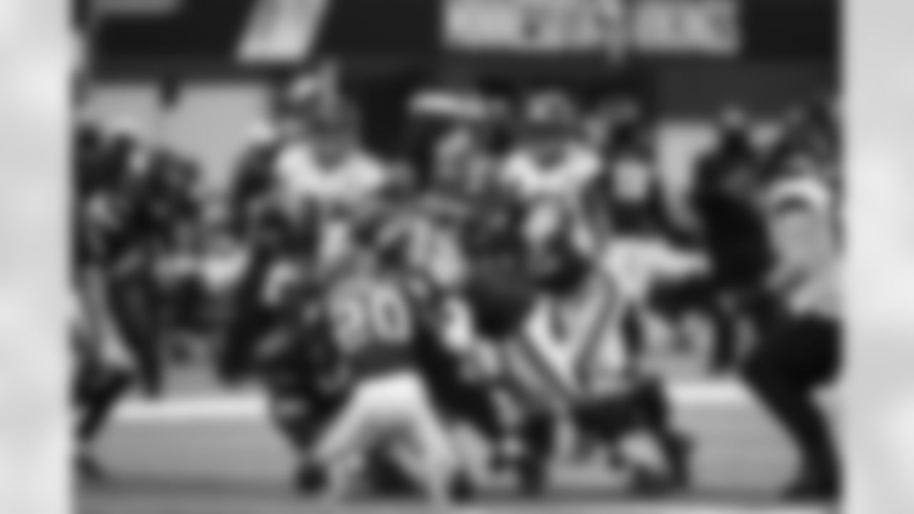 2020_1206_Jaguars_Home_0407