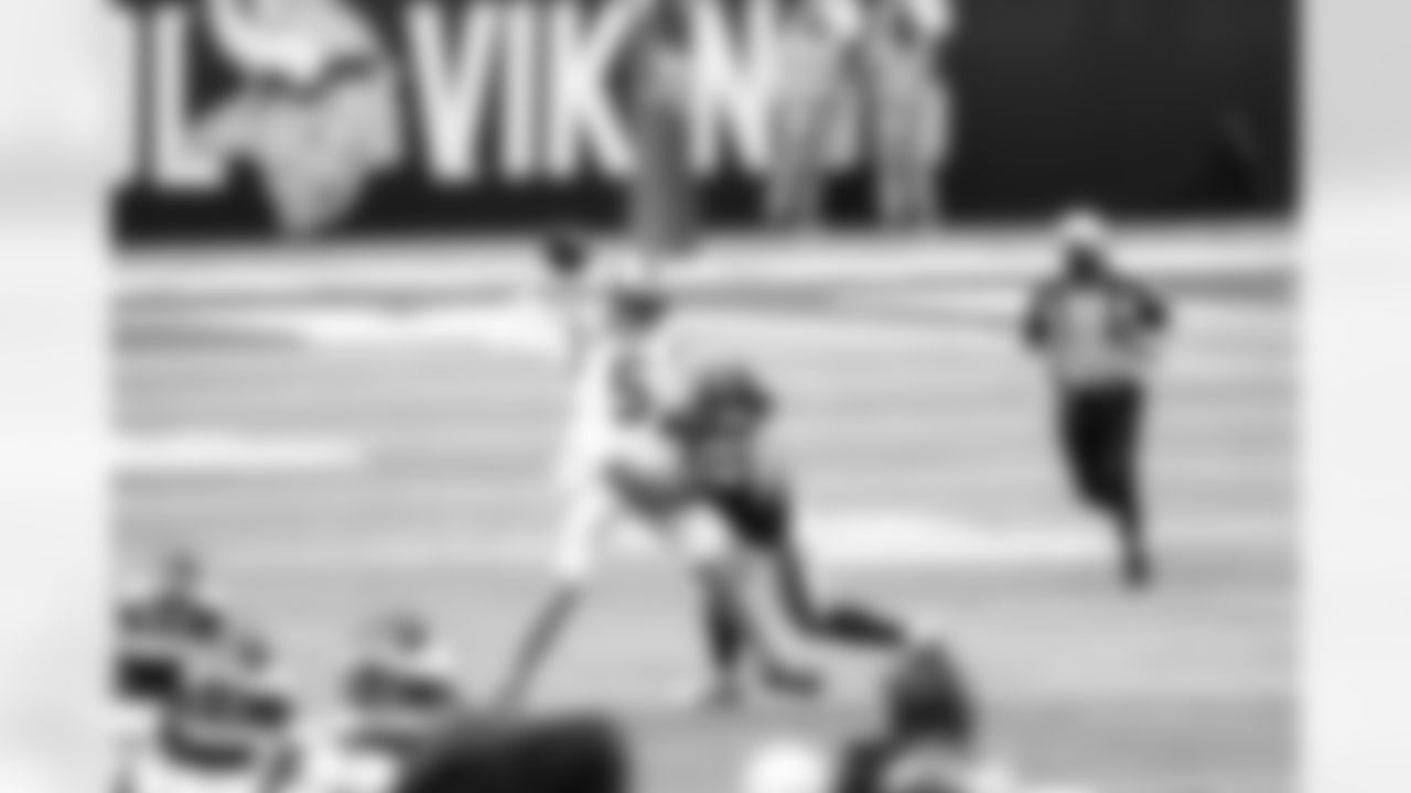 Panthers_Home-83