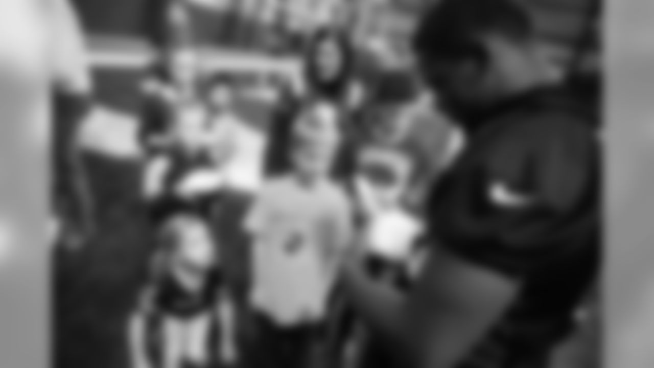 2018_1204_CR_AdoptionFunFest_0038