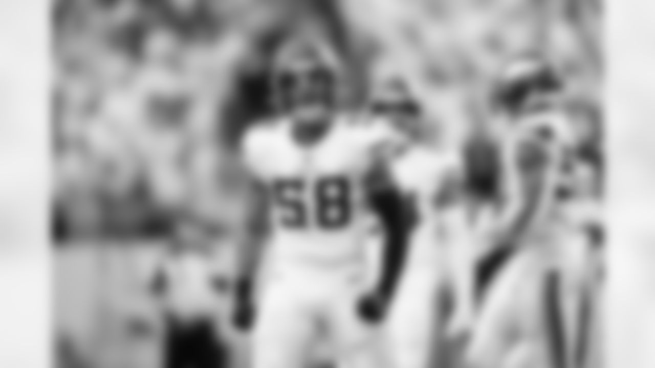 58 LB Jordan Hicks