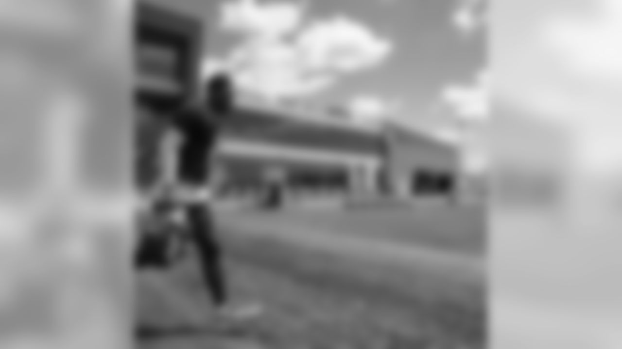 2019_0727_TrainingCamp_HelmetHike_0050