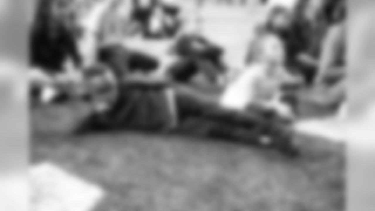 2018_1204_CR_AdoptionFunFest_0111