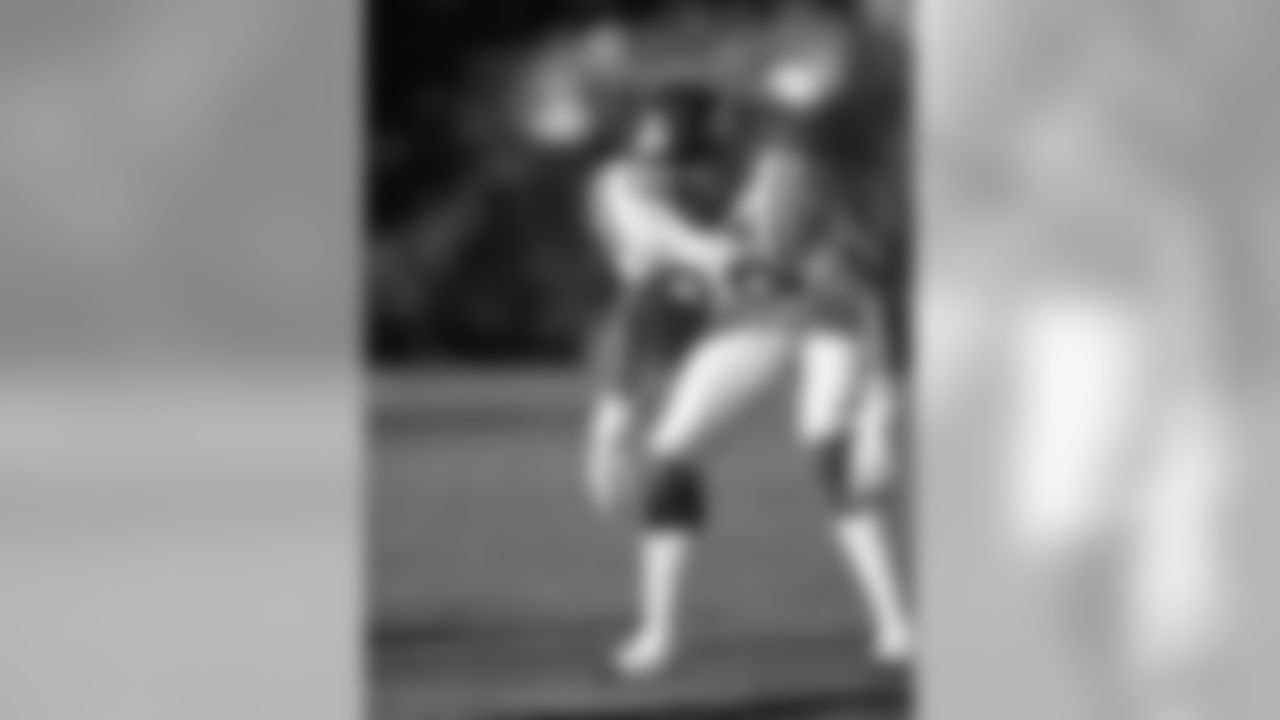 No. 7: Lee, Carl (1983-93)
29 interceptions
350 yards
2 touchdowns