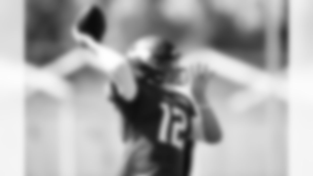 12 QB Nick Mullens