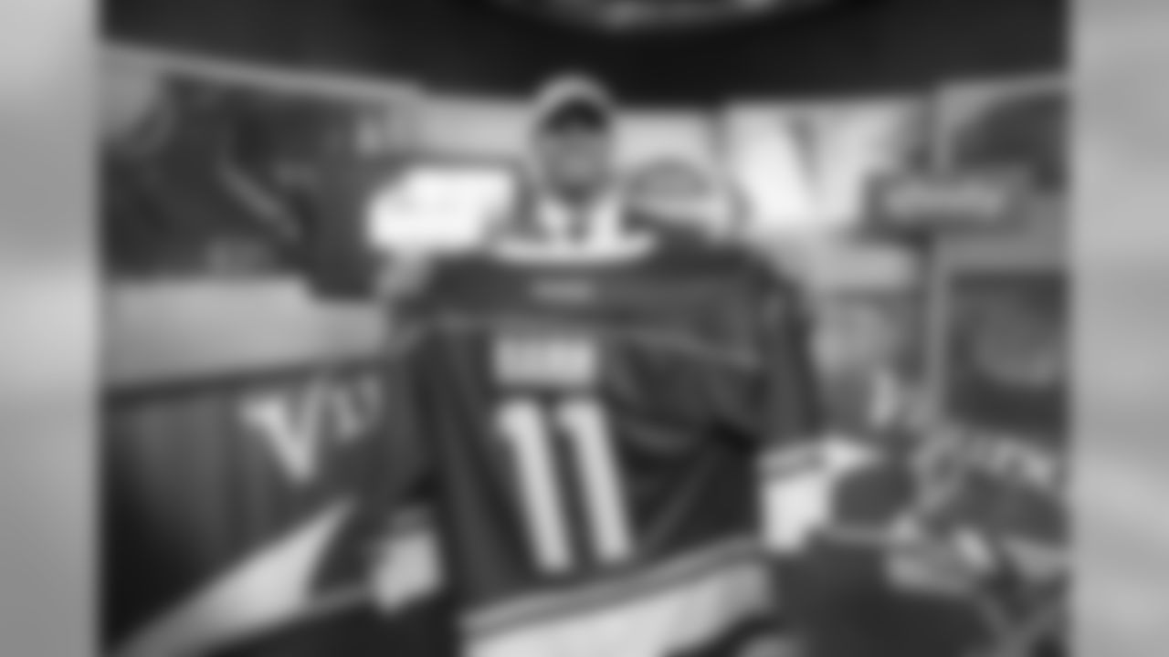 050914_DraftArrivals_0166