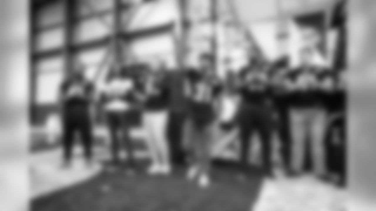 2018_1204_CR_AdoptionFunFest_0077