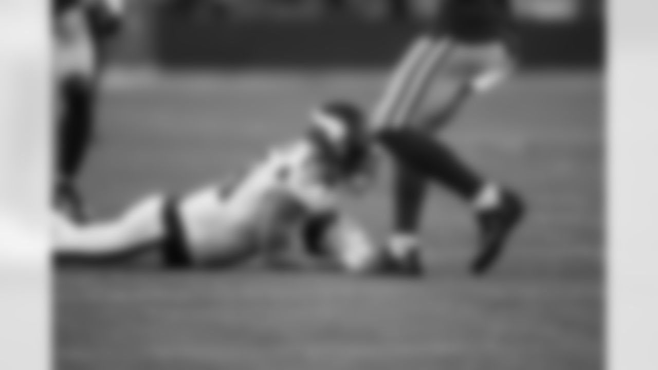 WR Adam Thielen