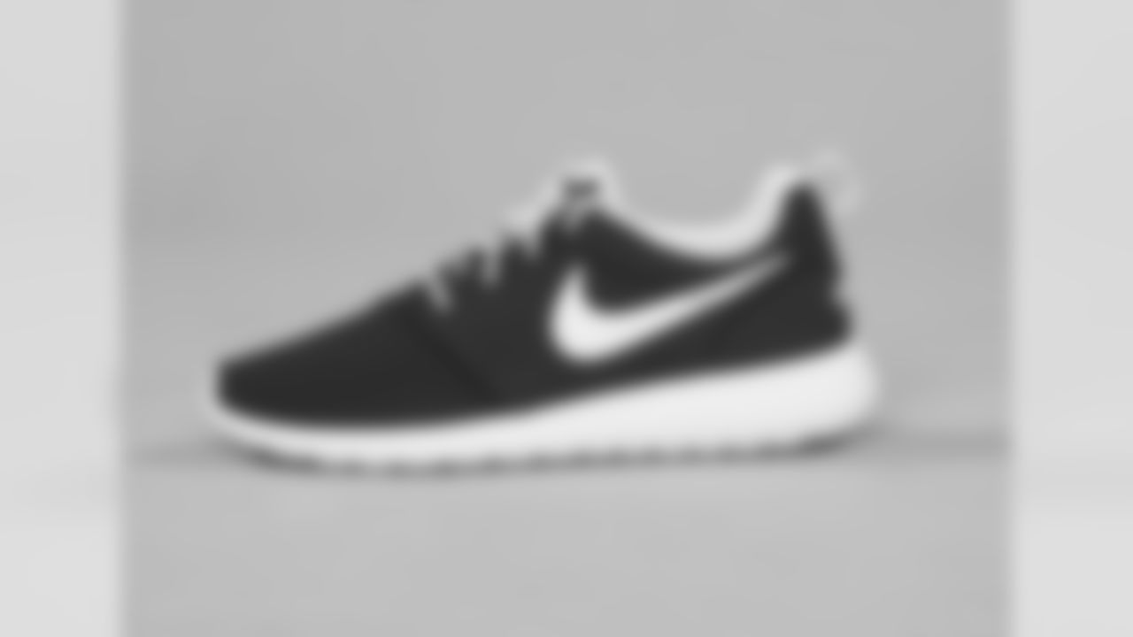 2018_1011_CrucialCatchShoes_0028