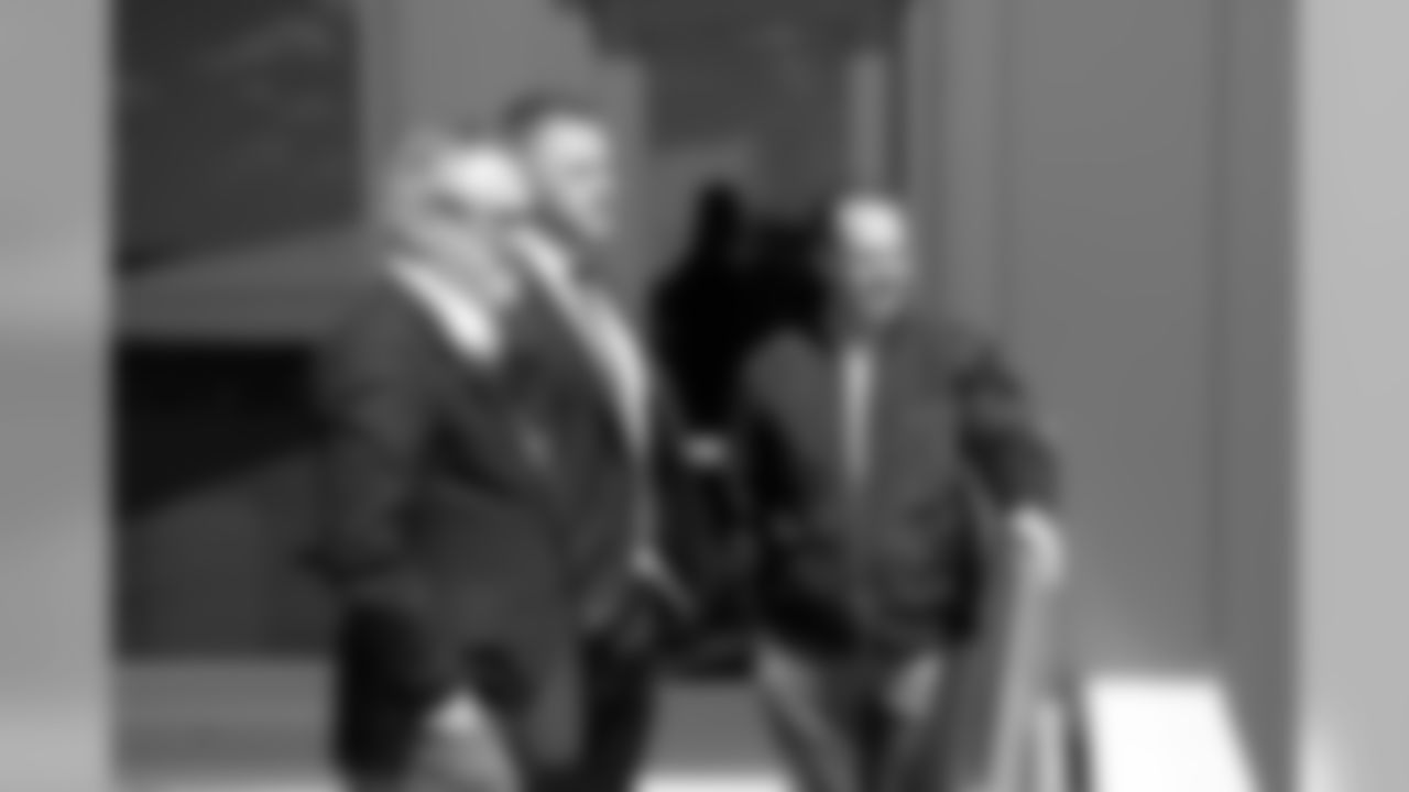 0426_Bradbury_Arrival_0026