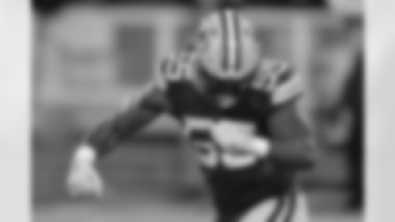 OLB Za'Darius Smith