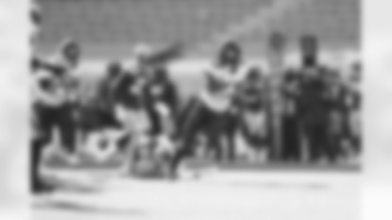 AK1_6799_1