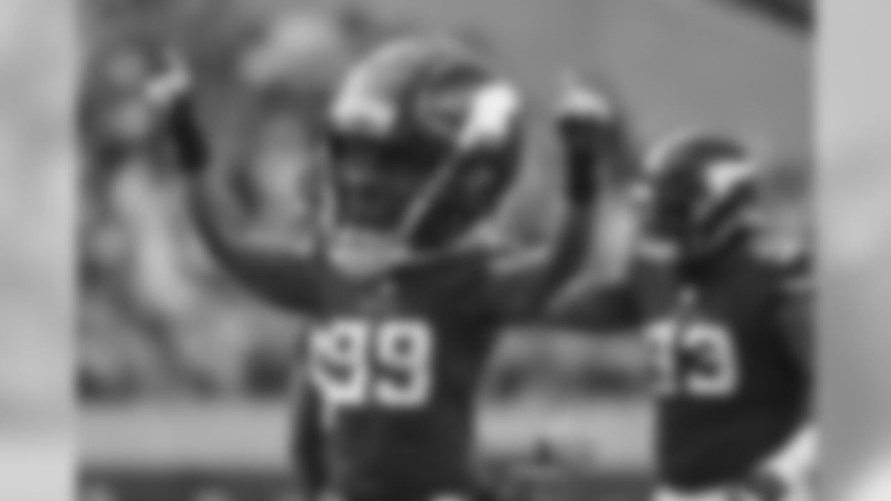 2018_1216_Home_Dolphins_VictoryBoard_0031 copy