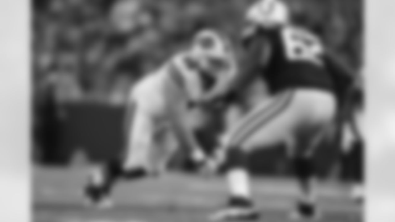 DT Harrison Phillips