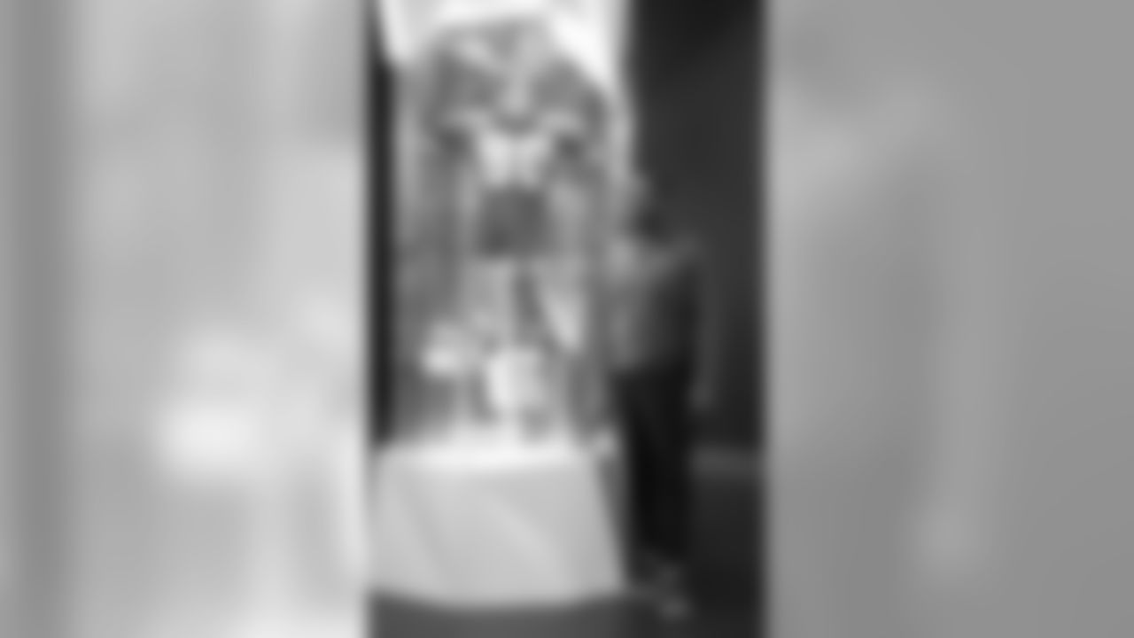 2019_0330_Event_CrisCarterTCOPCVisit_0037