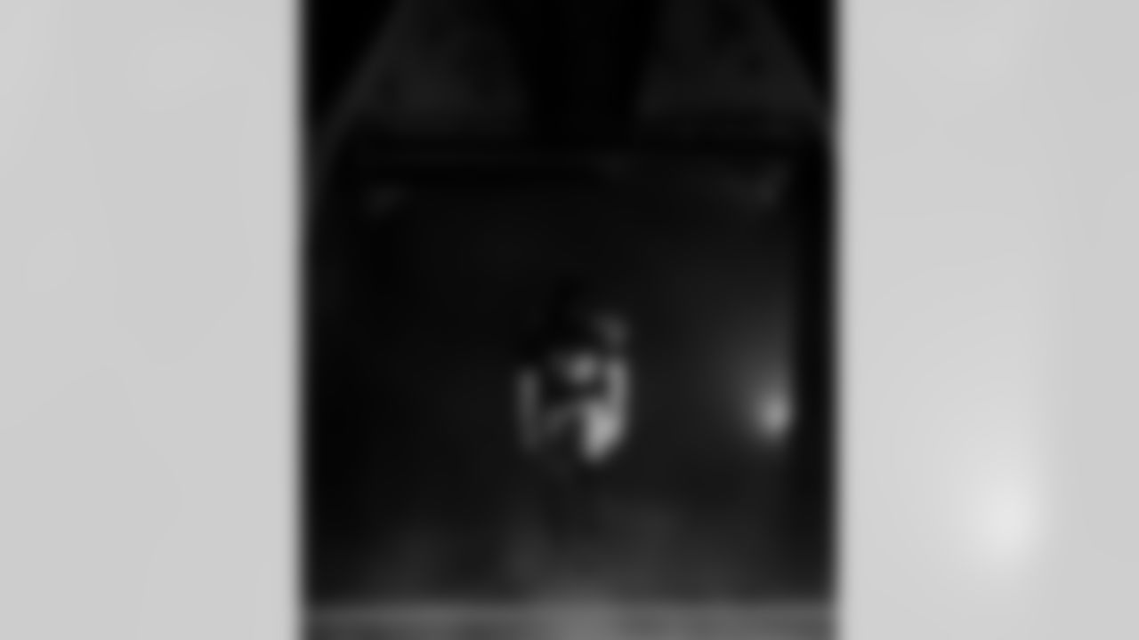 AK2_8095