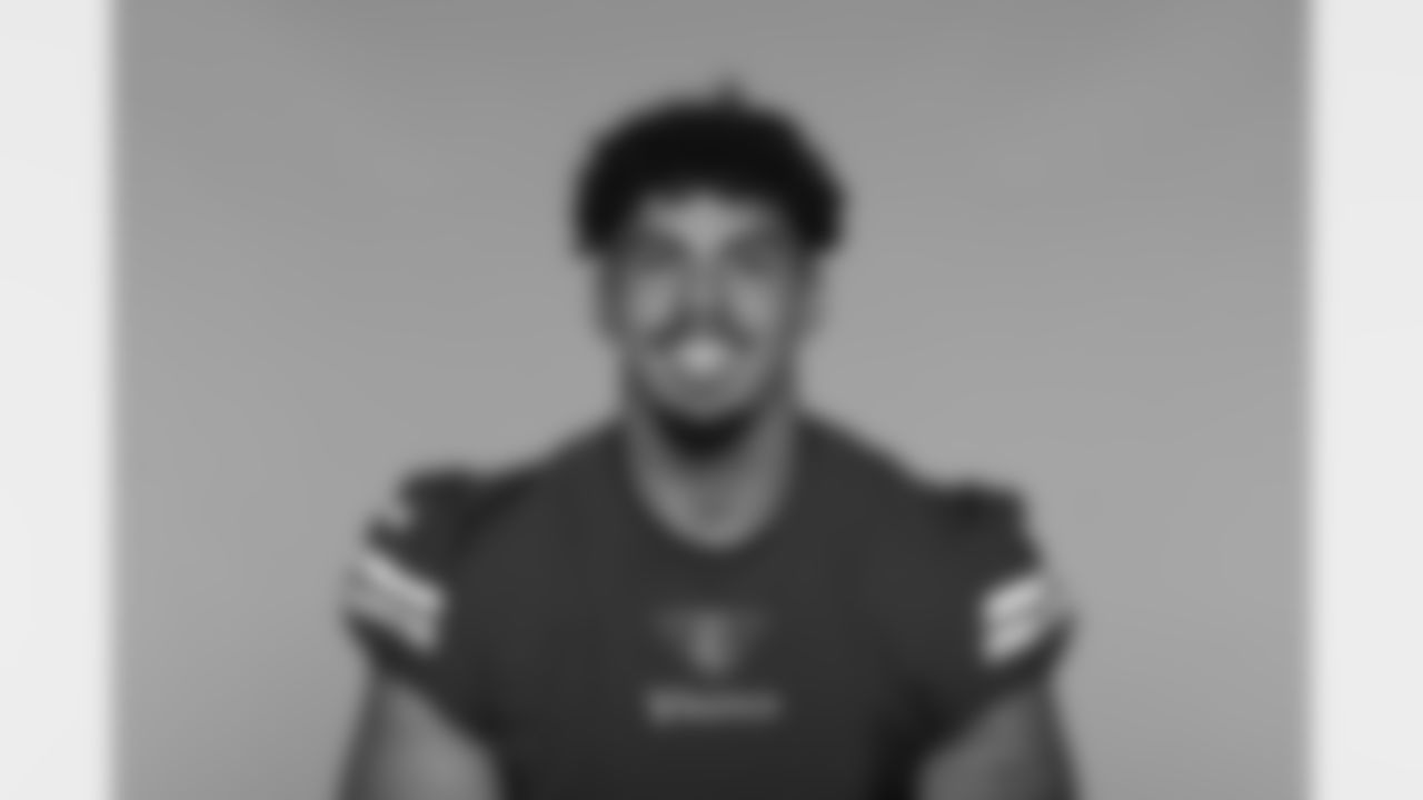 84 TE Josh Oliver
