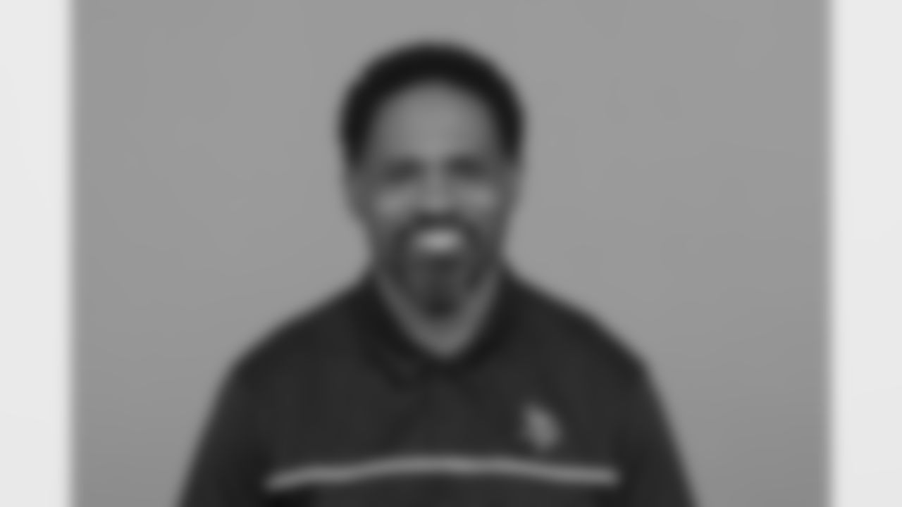 Wide Receivers Coach Keenan McCardell