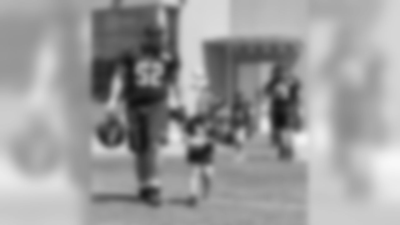 2019_0727_TrainingCamp_HelmetHike_0016