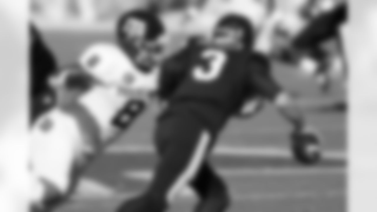 DT DeMarvin Leal, Texas A&M