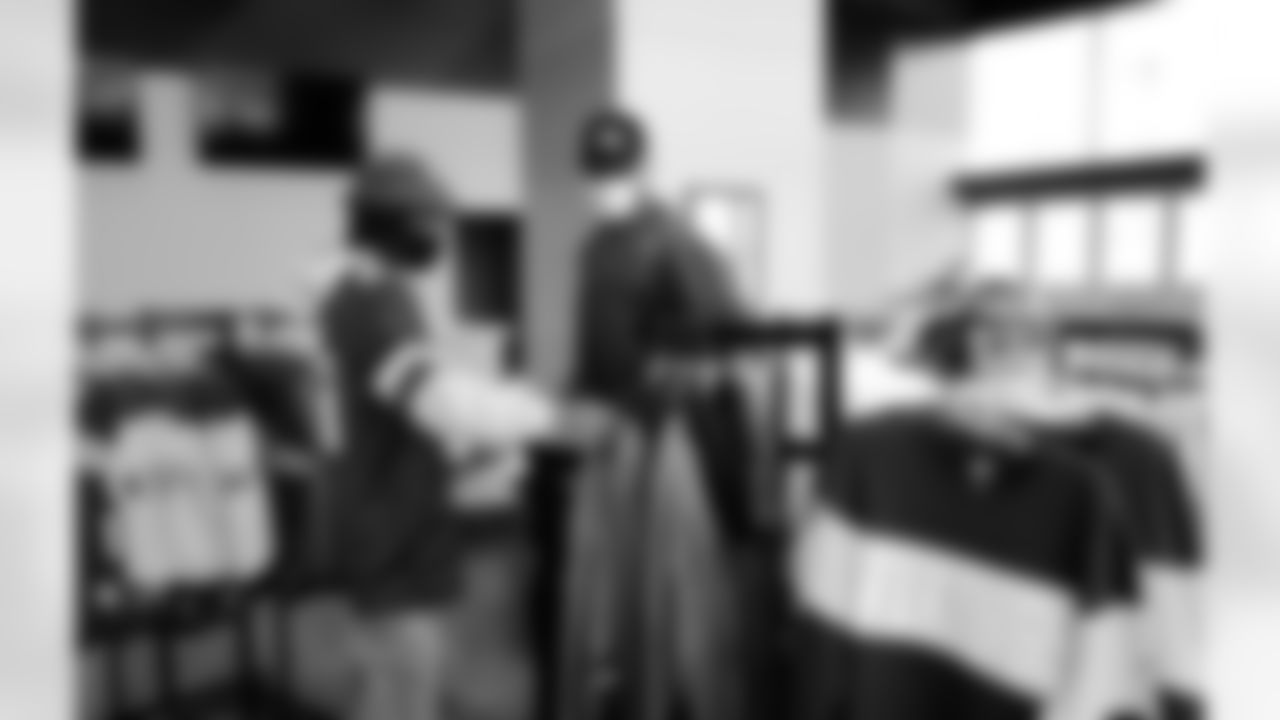2021_1214_CR_BetheChangeScholarshipRecipient_0015