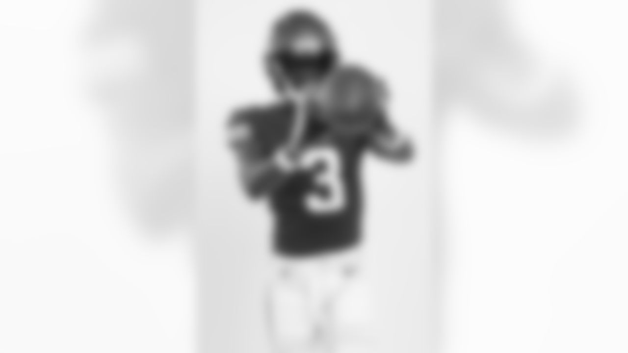 WR Jordan Addison