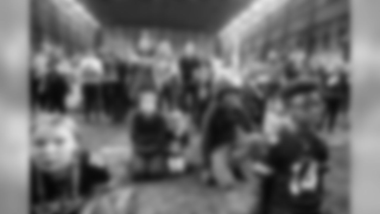 2018_1204_CR_AdoptionFunFest_0074