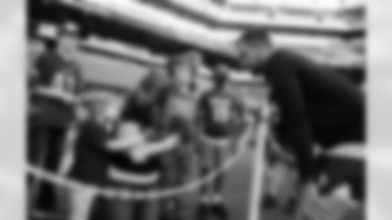 EaglesTTL_AK_043