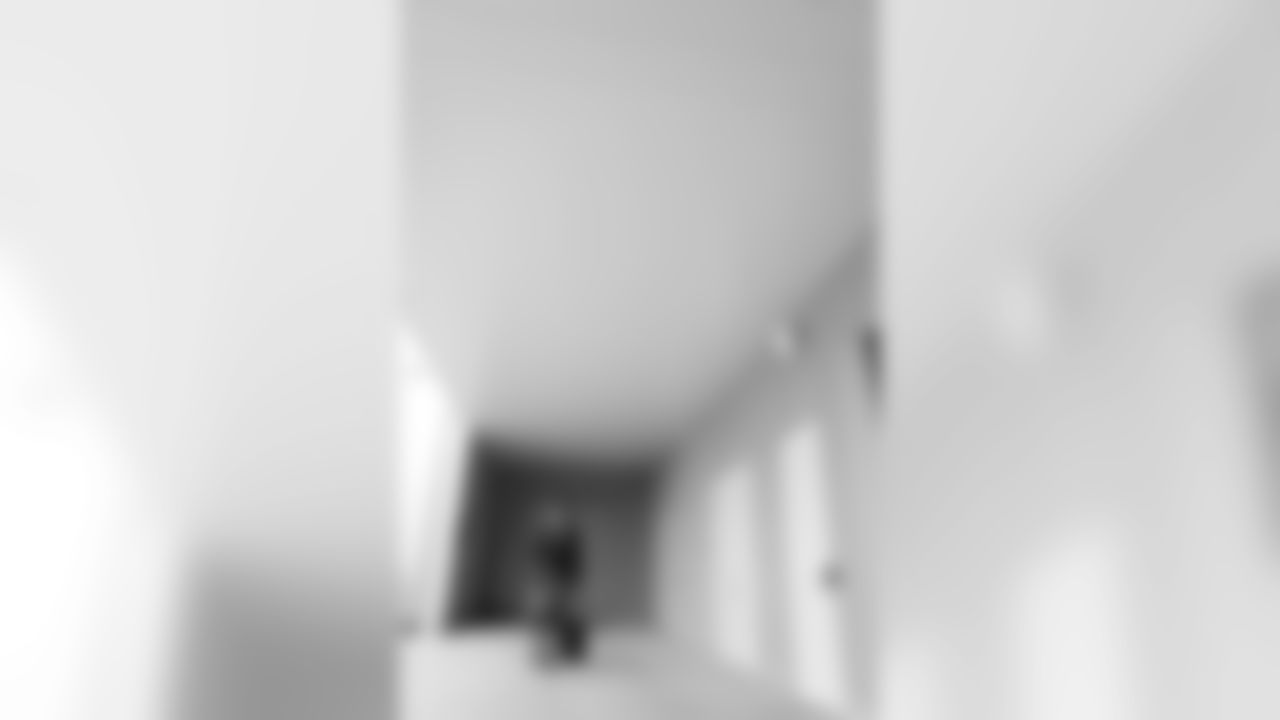 L1620573