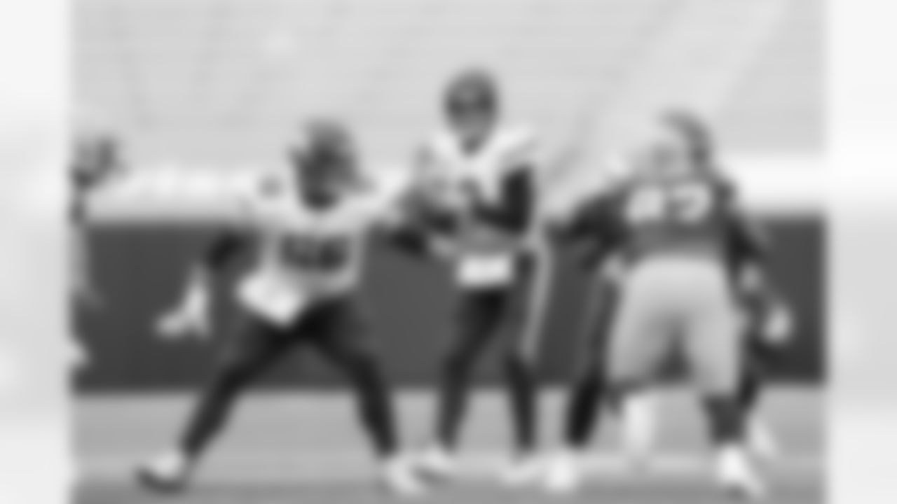 2020_1101_Packers_Away_0192